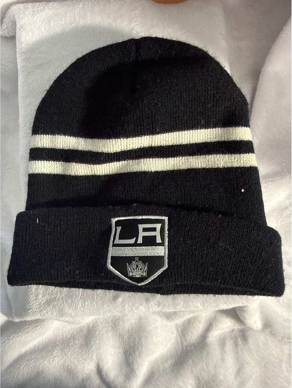Los Angeles Kings Black Knit Beanie Hat with White Stripes